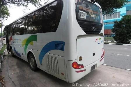 Bus - aus dem Artikel - Wie mobile Testbusse gegen Corona helfen sollen