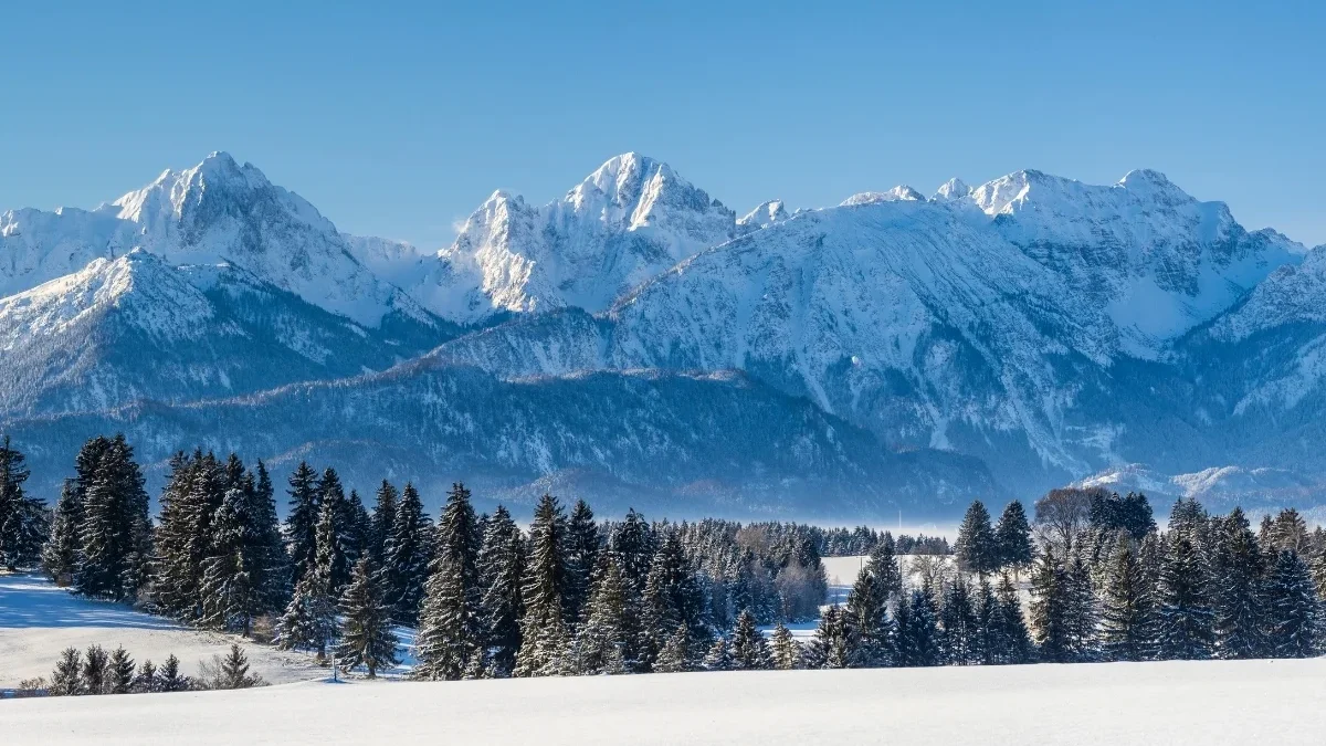 Urlaub in den Alpen: Abenteuer trifft Erholung